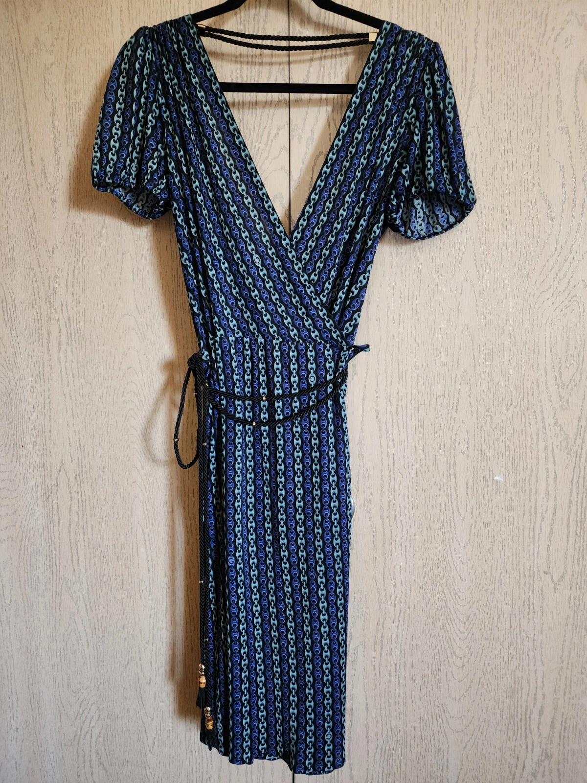 Gucci 2006 genou   robe longueur   bleu...