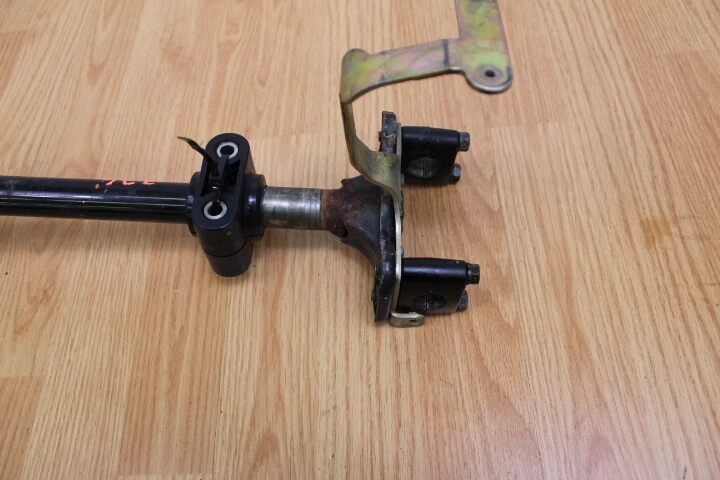 1992 SUZUKI QUADRUNNER 250 LTF4WD рулевой штырь / стержень - Изображение 2 из 4