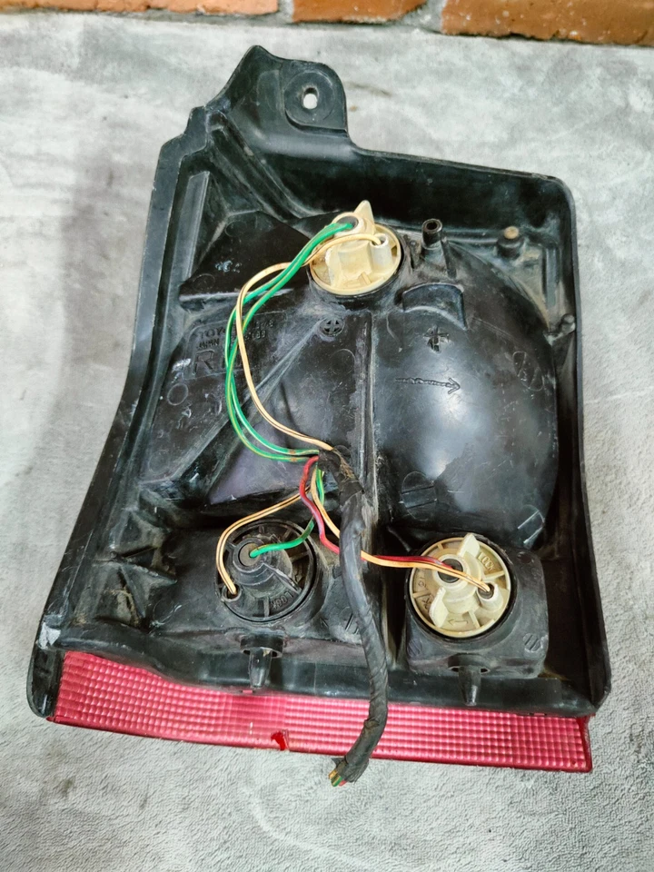 1984-1989 Toyota Starlet EP72 EP76 Right Tail Light Rear Lamp Lens RH Koito - Image 4 of 4