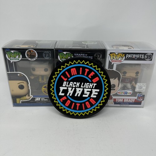 3D Printed  FUNKO CHASE (BLACK LIGHT)  FanSign for your Pops & collectibles - Picture 3 of 7