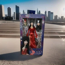Neca Elvira Mistress of the Dark 8" Figure Red Fright Boo Cassandra Peterson New