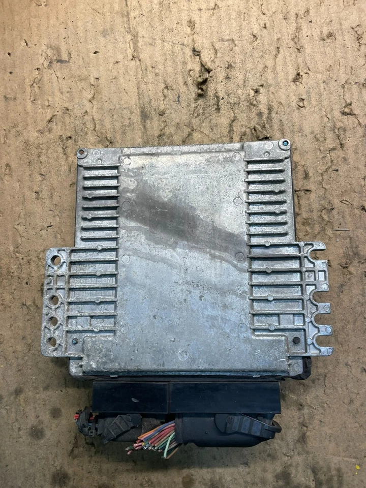 Módulo de computador 2010 Nissan Pathfinder 4.0L Ecm Ecu mec77-250 c1 T7049 DG - Imagem 3 de 4