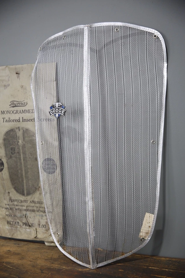 De colección 1937 Dodge Truck Radiador Coche Rejilla Parrilla Pantalla Cubierta Antiguo Nuevo de Lote Antiguo Foto 3 de 4