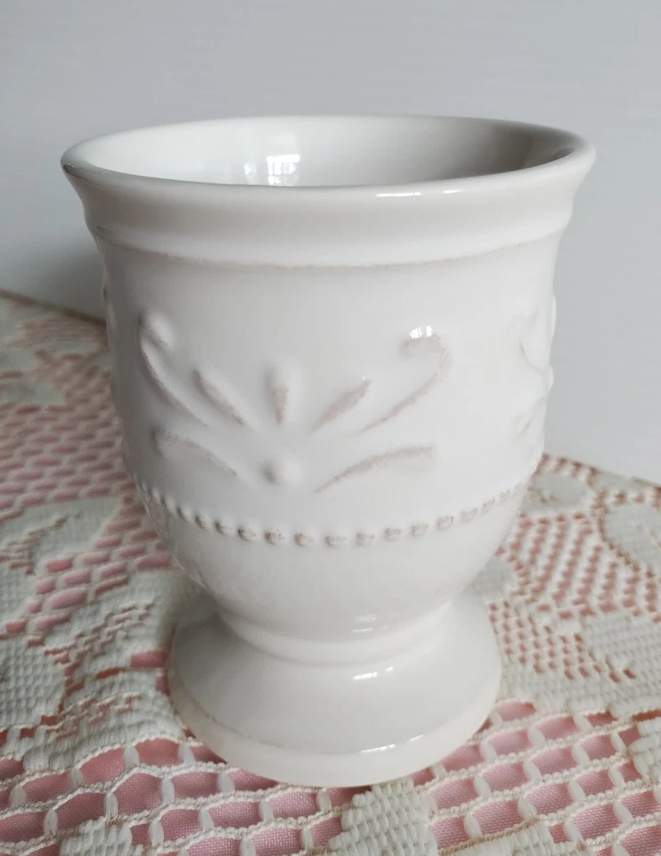 Кружки для педалей Chris Madden JCP Home Collection Adelina 10 унций кремово-белые - Изображение 3 из 4