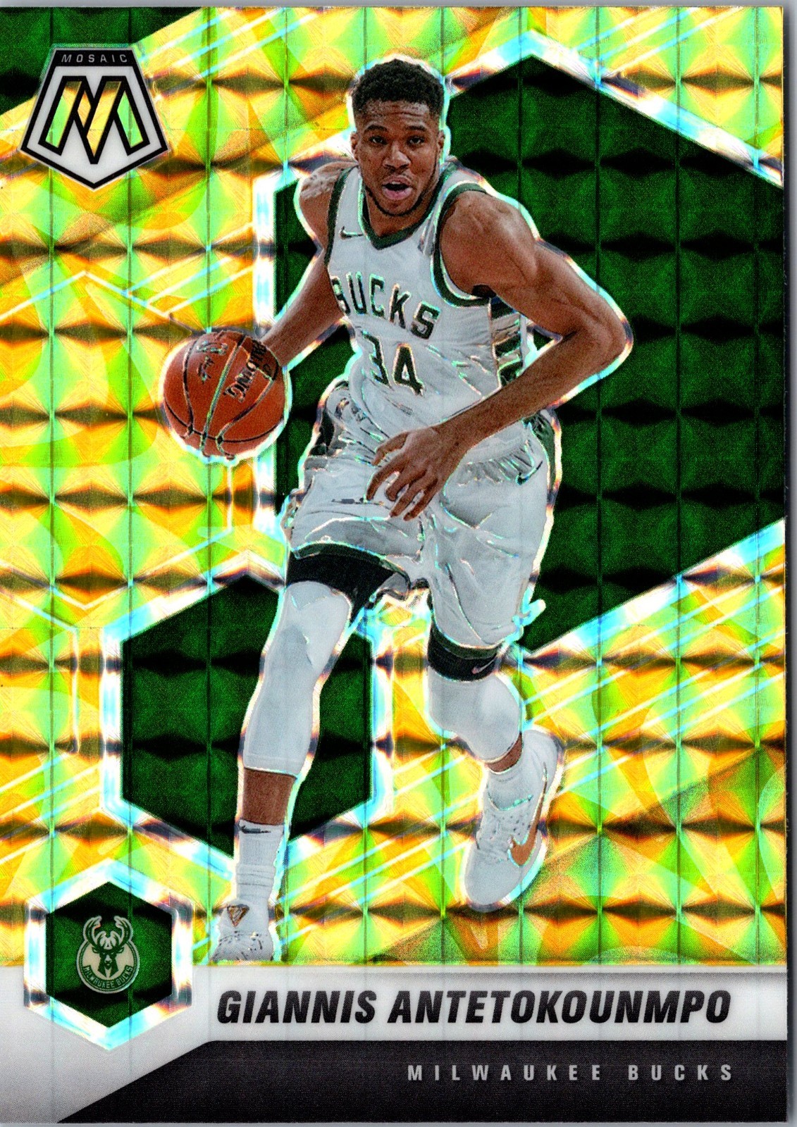 Giannis Antetokounmpo-2020-21 Mosaic Yellow Reactive Mosaic Prizm #80 Bucks