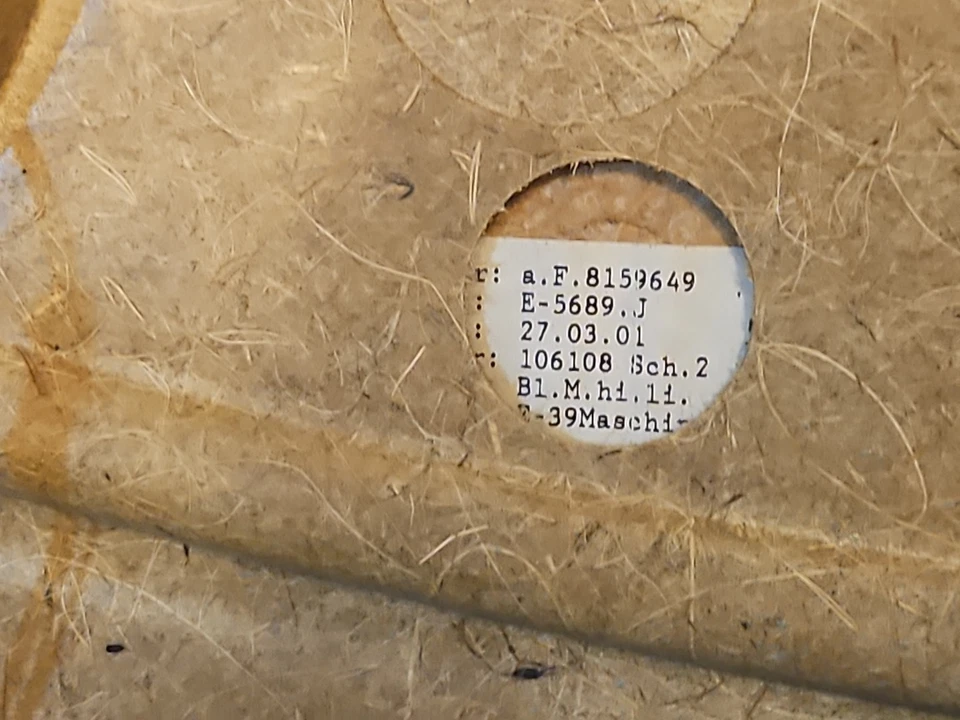 Задняя дверная панель BMW 525I (серая) с экраном. отсутствует надстройка или две (отделка)... - Изображение 4 из 4