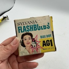 Vintage Sylvania AG1 Blue Dot Flashbulbs Lot of 10 w/ Original Box Camera Flash