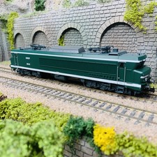 Roco 7310056 Locomotive diesel H0 750 183-6 de la ZSSK