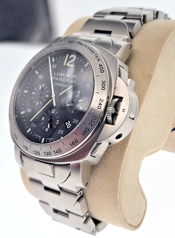 Panerai Luminor Daylight PAM 00236 44mm Steel Chronograph Black Dial Bracelet - Image 4 of 4