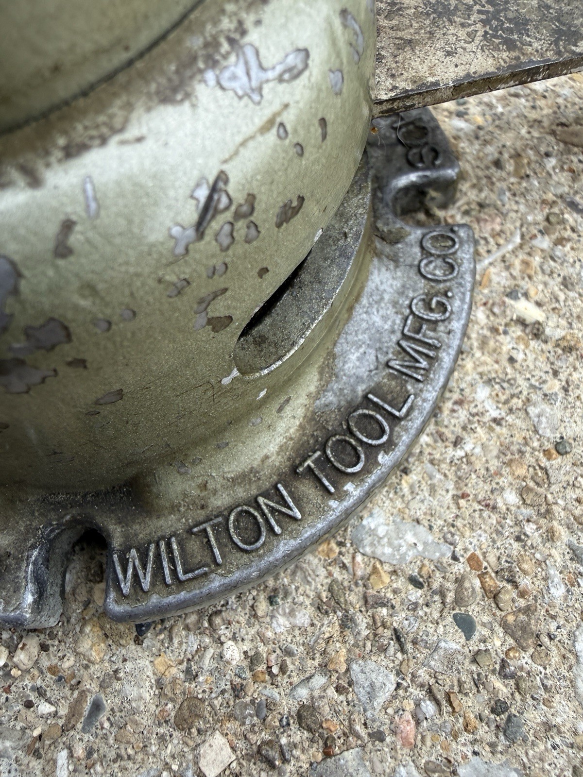 VTG Wilton 2” Baby Bullet Vise with Wilton Powrarm Junior Power Arm Swivel Base