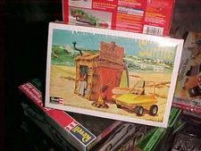 REVELL----ED ROTH'S, SURFITE