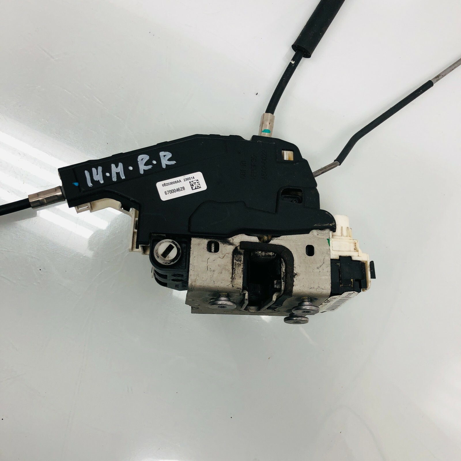 2014 - 2017 Maserati Ghibli Passenger Right Rear Door Lock Latch Actuator OEM 