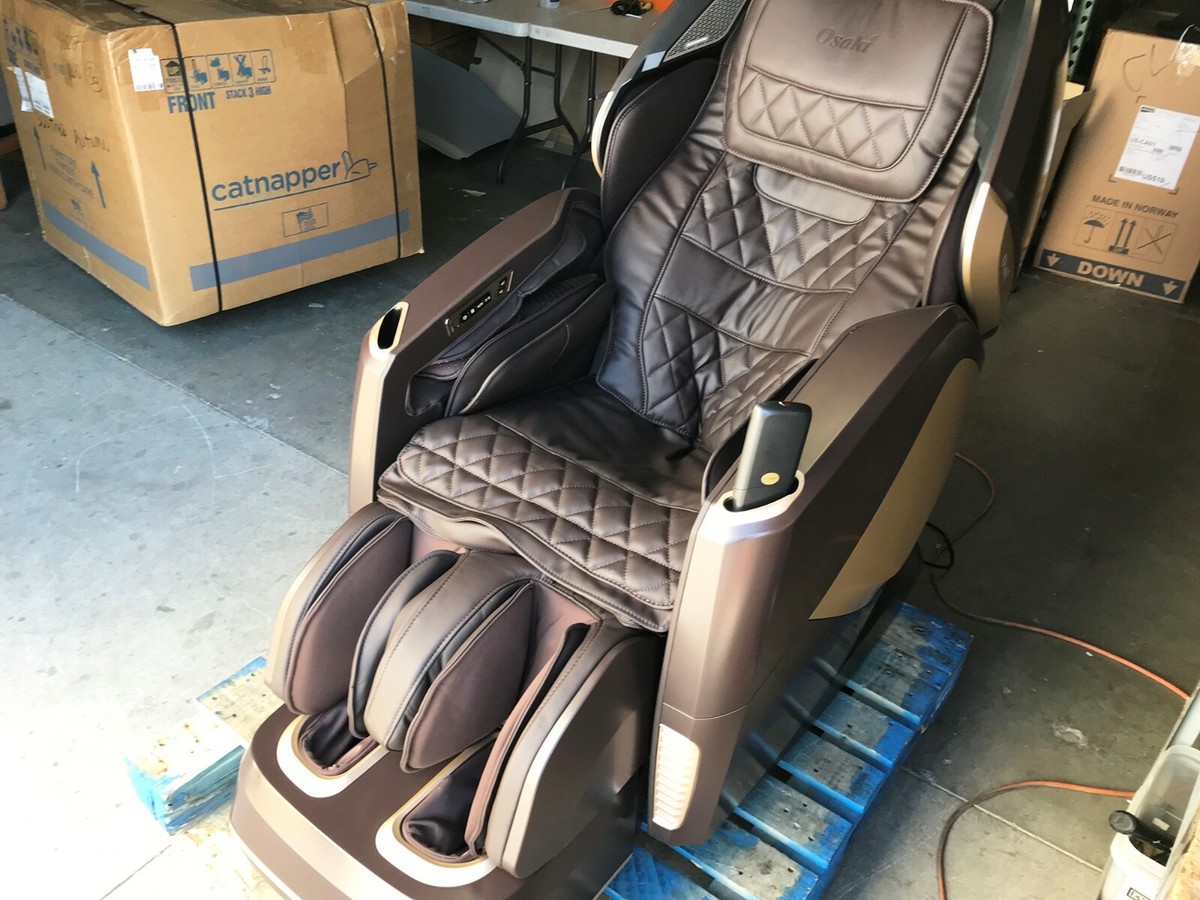 Open Box Osaki OS-PRO Maestro Massage Chair Recliner with Heat