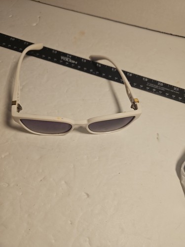 Dolce & Gabbana Sunglasses - Picture 6 of 6