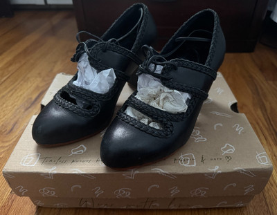 Bali Elf Handmade Black Leather Mary Jane High Heels Size 7.5, New With Box