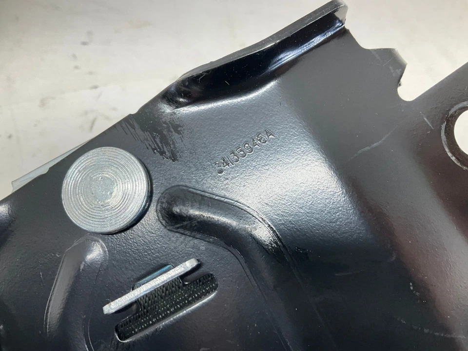 15-20 GMC Yukon XL Rear 3rd Row Left Right Seatbelt Seat Belt Retractor Set (3) - Image 4 of 4