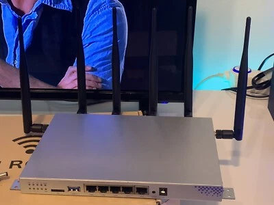 Routeur 4G Professionnel Avec 4 Port Ethernet Wifi puissant 5Ghz max Antenne X6 - Photo 1/4