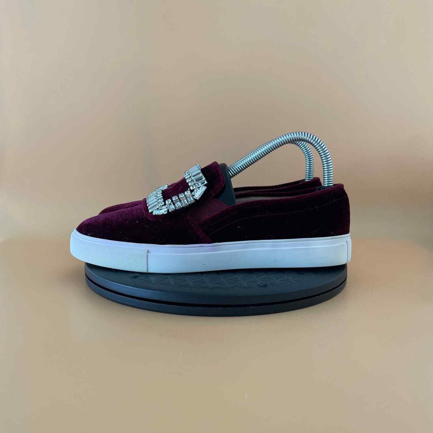 Womens Karl Lagerfeld Ermine Embellished Velvet Shoes Size 7 Red White