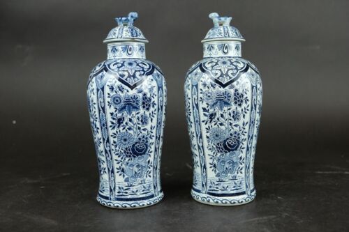 2 vintage Dutch Delft blue transfer printed vases, 25 cm / 10 inch - Picture 1 of 10