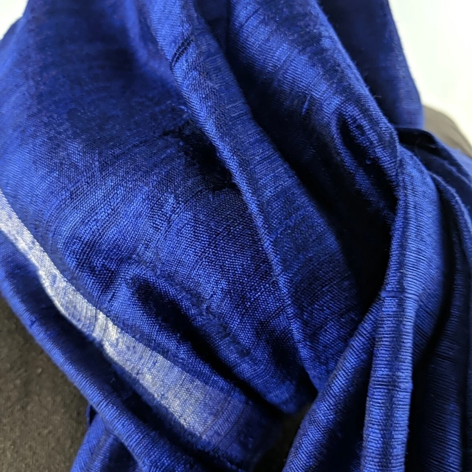 NWT Fabindia 100% Silk Hand Woven Shawl Stole Scarf Purple Silver - Image 4 of 4