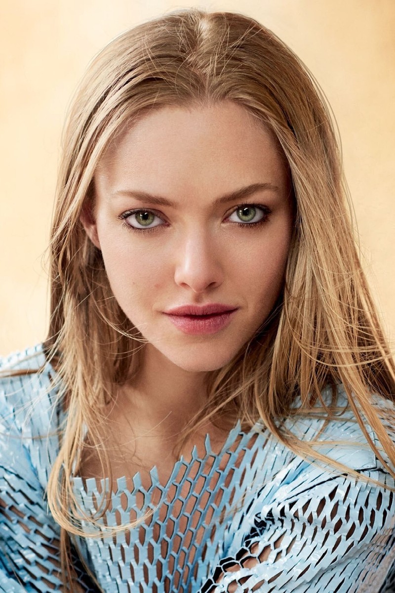 AMANDA SEYFRIED 2010 Razor CUT SIGNATURE AUTOGRAPH Auto #'d 2/6