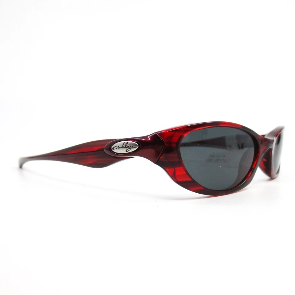 Gafas de sol Oakley Haylon rojo cereza cuerno envoltura deportivo gris lente 49-18-135 Foto 2 de 4