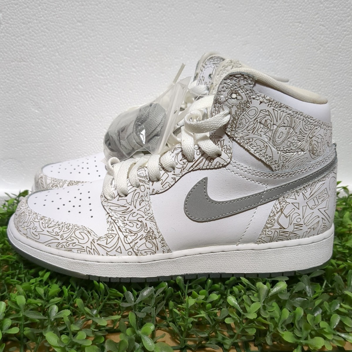 AIR JORDAN 1 RETRO HIGH OG LASER BG 30th Anniversary 705290 AIR JORDAN 1 RETRO HIGH OG LASER BG 30th Anniversary 705290