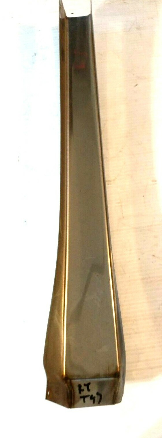 97 ROLLS ROYCE SILVER SPUR RIGHT  B PILLAR CHROME STAINLESS TRIM  UB42456