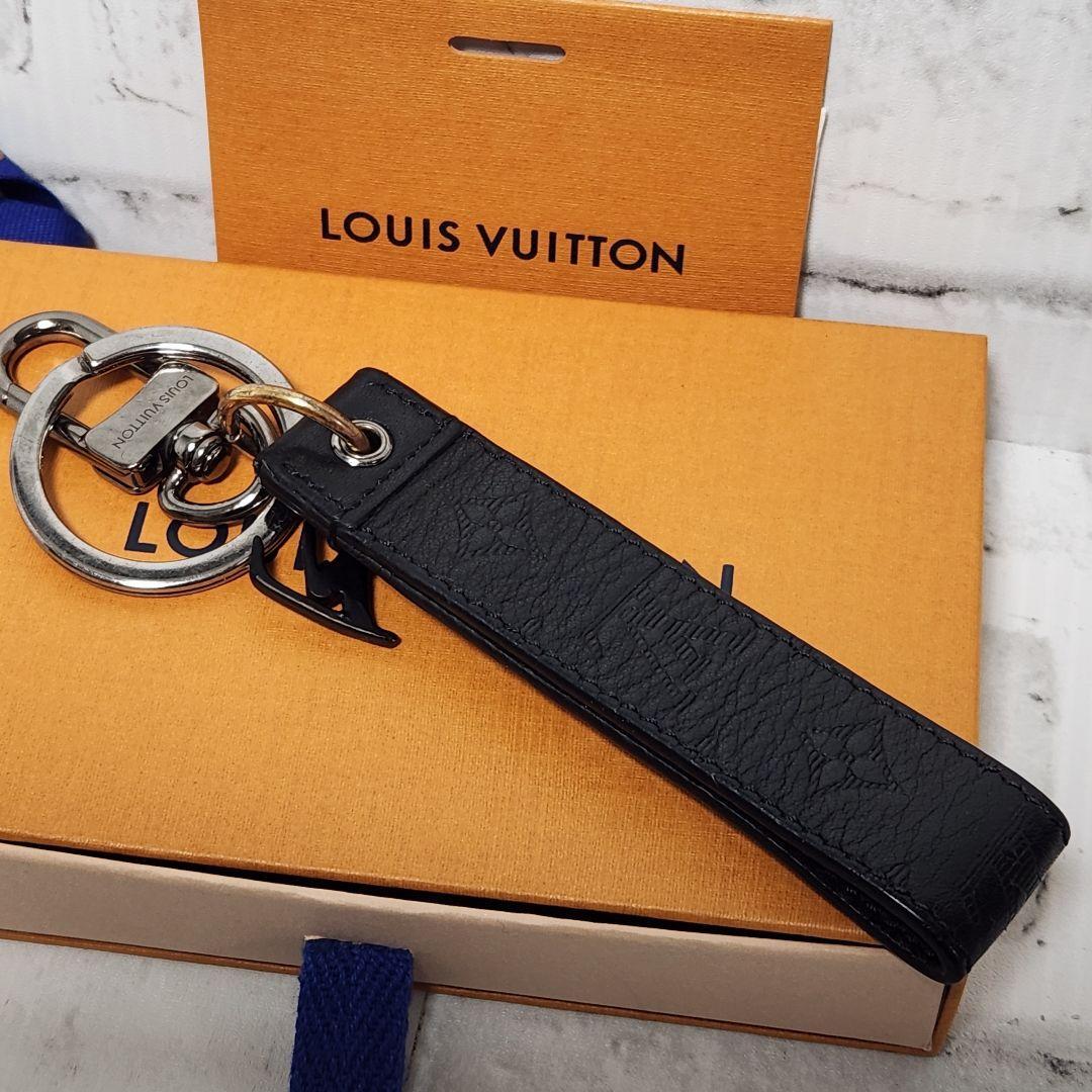 Louis Vuitton Dragonne Monogram Key Ring Silver Black