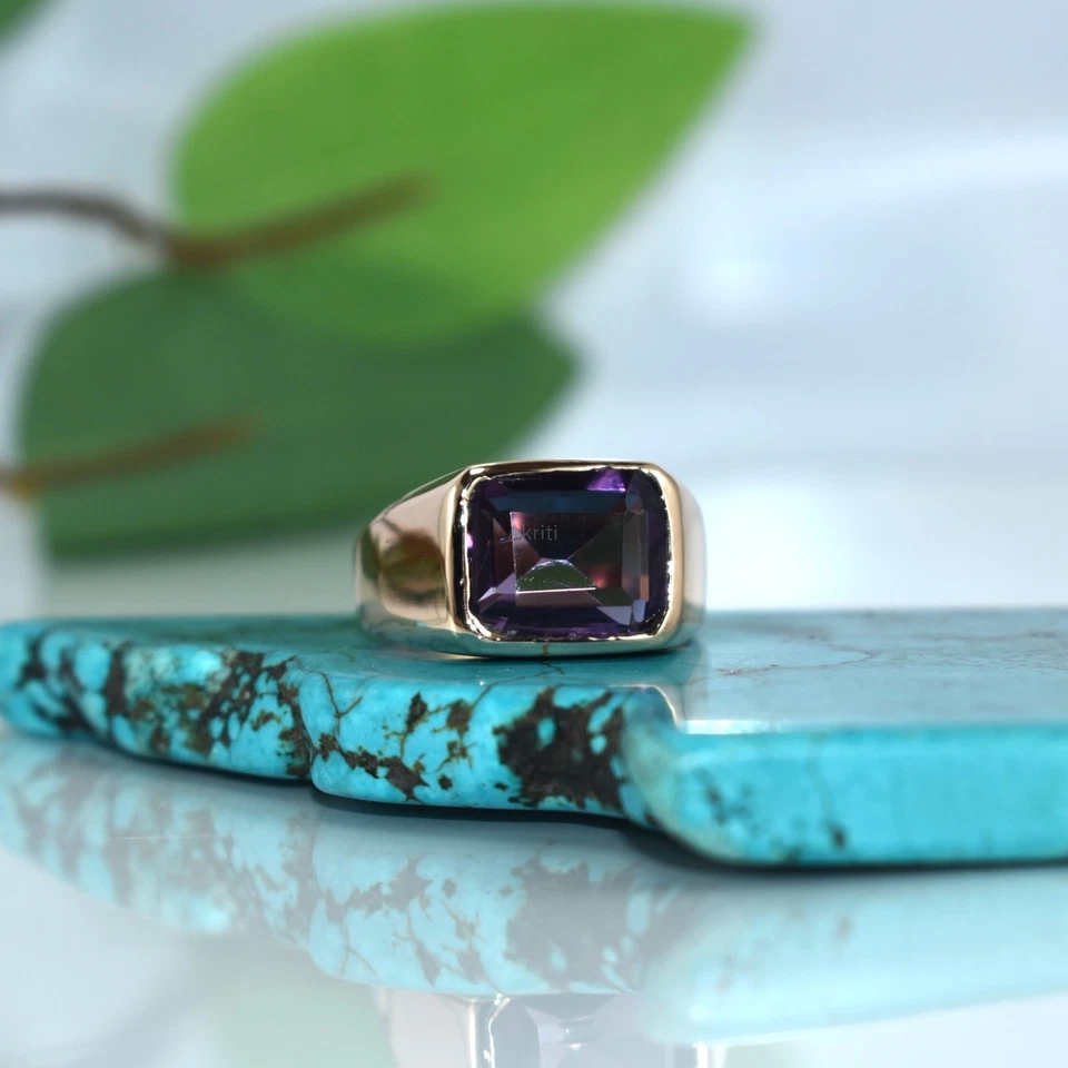 Anillo de hombre amatista profunda cobre sello hecho a mano habilidad tradicional artista Foto 3 de 4