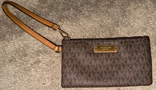 Michael Kors Travel Wristlet - Dark Brown