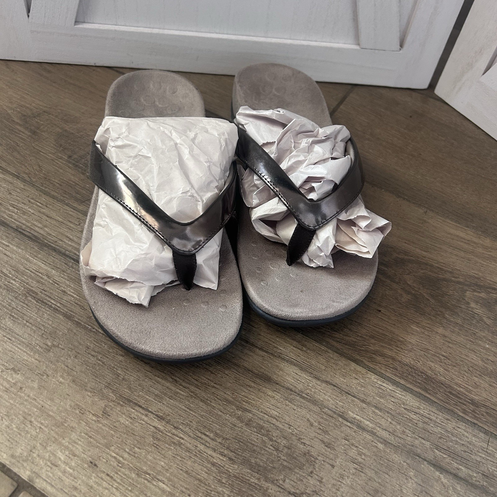 Women's VIONIC Orthotic Comfort Flip Flop Sandals Size 7