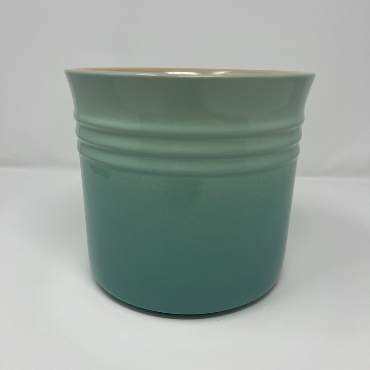 Le Creuset Rare Cool Mint Large Utensil Crock Holder 2.75 Qt