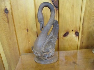 Antique  CAST IRON Swan Heavy Door Stop HUBLEY ? 14LBS