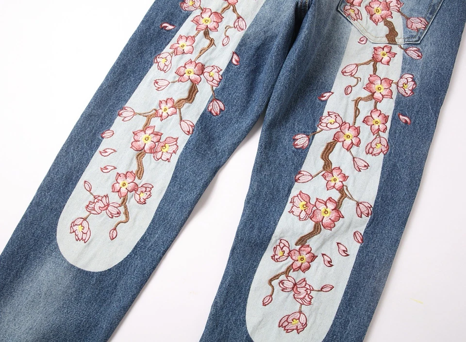 Pantalones de mezclilla rectos bordados Evisu para hombre Foto 4 de 4