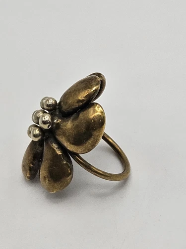 Vintage Brass Modernist Daisy Flower Ring Size 5.5 - Picture 3 of 10