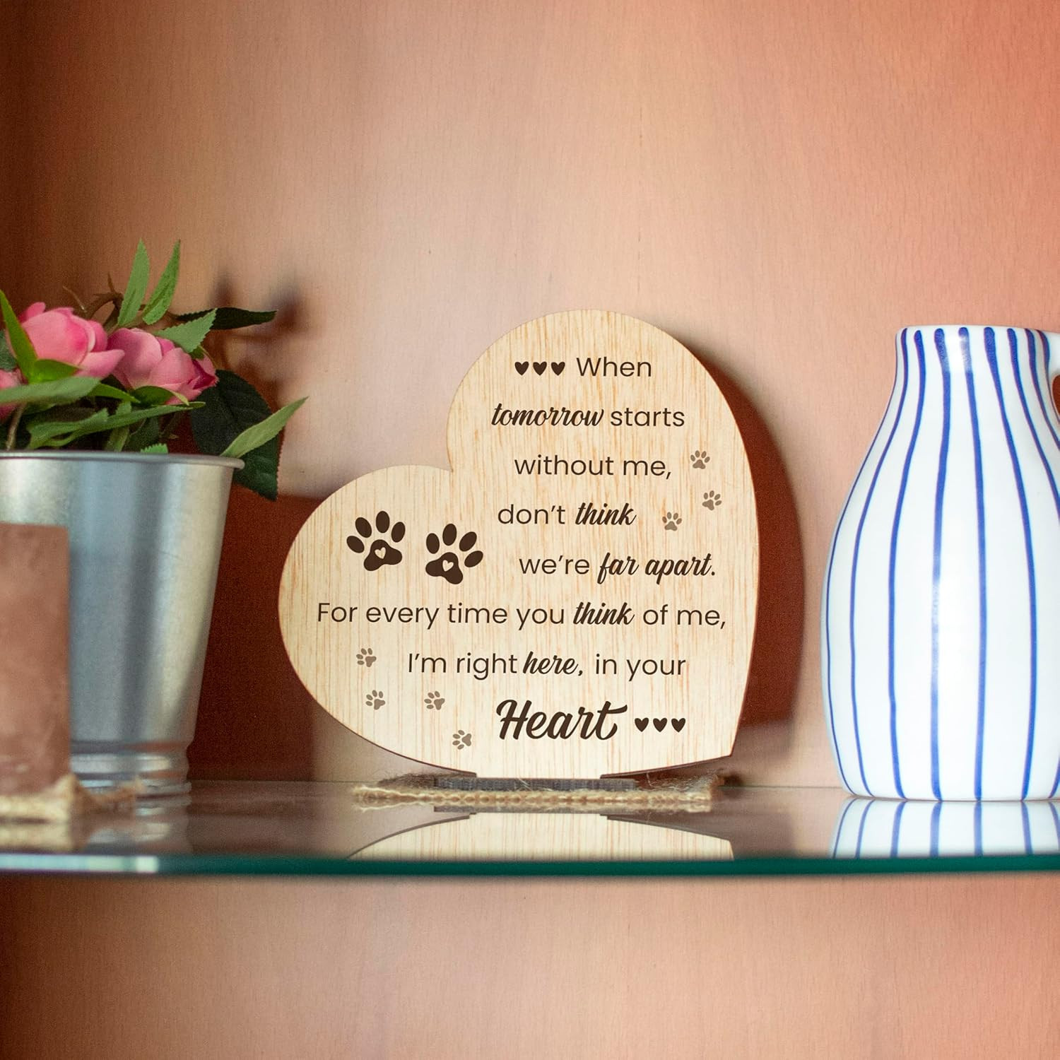 как выглядит Pet Memorial Plaque for Loss of Dog or Cat Wooden Sympathy Sign in Loving Memory фото
