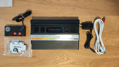Atari 2600 Junior + cx78 controller + picoa10400 multicart + psu