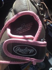 Rawlings WFP120 Fastpitch Softball Glove 12 Inch RHT Brown w/ Pink Trim CLEAN