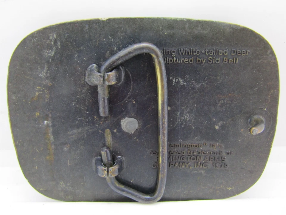 Hebilla de cinturón vintage 1979 Remington "Running White-Tail Deer" de Sid Bell Foto 2 de 3