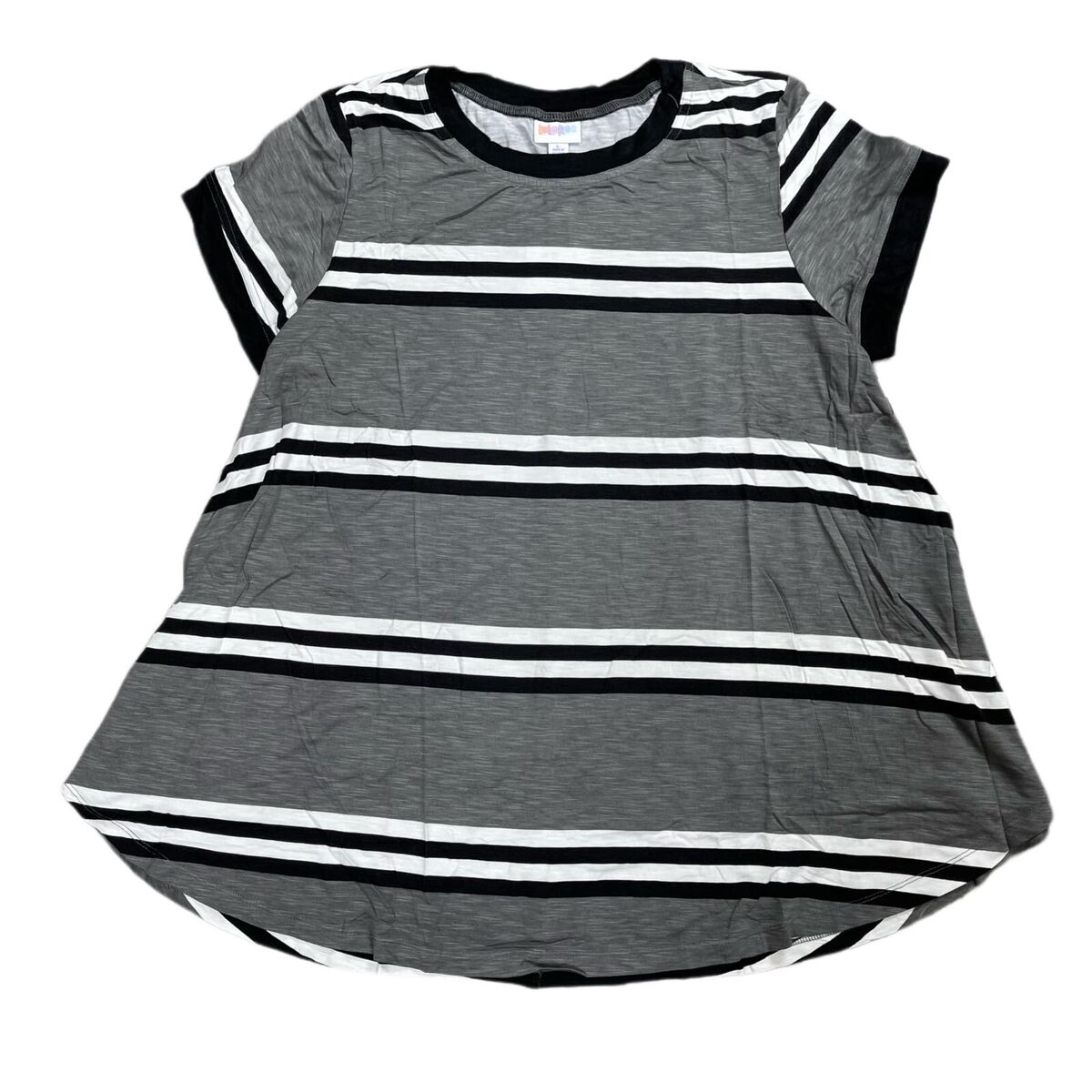 SMALL ERIKA LuLaRoe ~ GRAY, BLACK & WHITE STRIPES ~ Swing SMALL ERIKA LuLaRoe ~ GRAY, BLACK & WHITE STRIPES ~ Swing