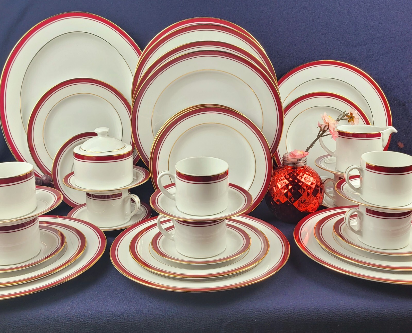 "Classics Burgundy" by Philip Kingsley - Service for 8 & Hostess Pieces - 36 pcs