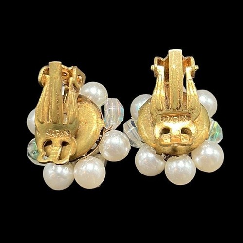 Clip on Earrings Vintage Faux Pearls Aurora Borealis Crystals Gold Tone Japan - Picture 4 of 7