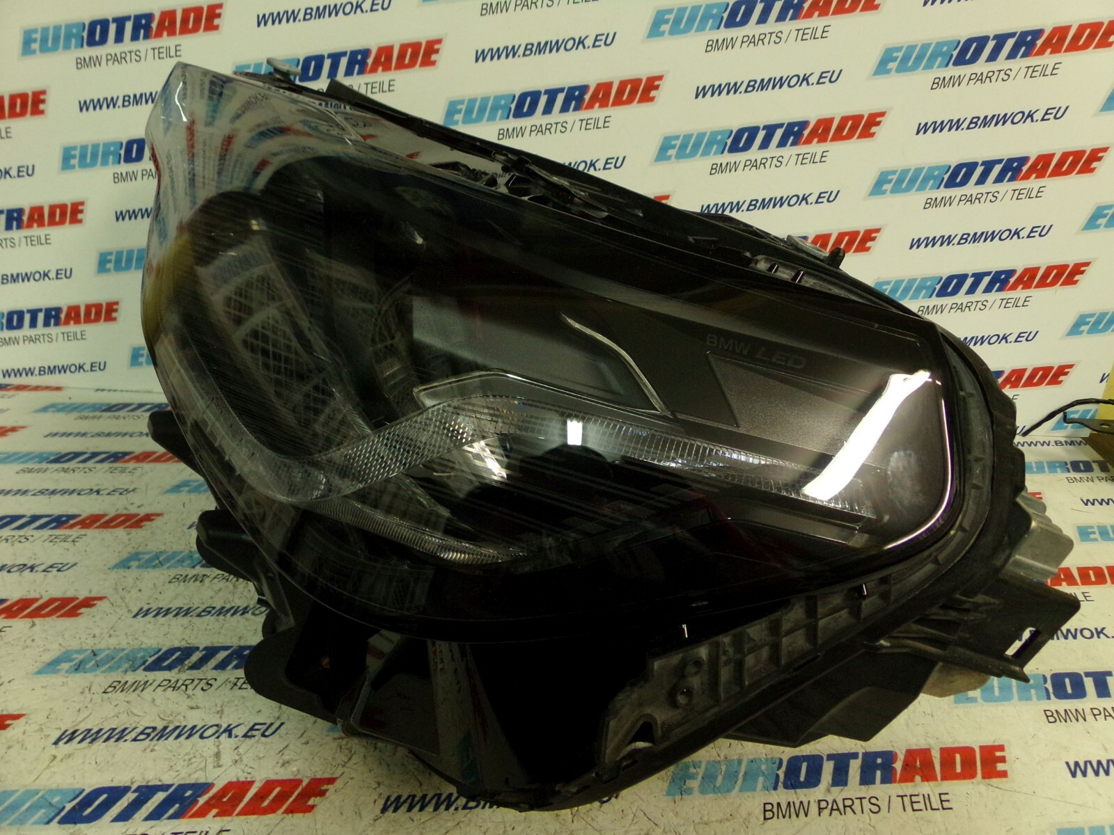 Frontscheinwerfer BMW M2 G42 8083635 LED Links Original  