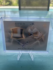 2021-22 SP Authentic - Limited Auto Material Jason Zucker #LAM-JZ /100 (AU, MEM)