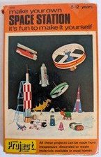 1970 MAKE YOUR OWN SPACE STATION YOUNG READERS PROJECT CARDS SET