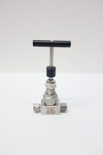 Swagelok SS-12NBS8-G Manual Stainless Needle Valve 1/2in 6000psi Tube