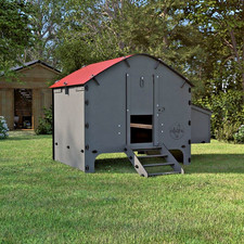 PLASTIC CHICKEN COOP & POULTRY HOUSE RABBIT HUTCH - BRITISH MADE - FREE DELIVERY