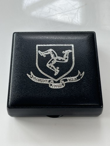 Isle Of Man 1980 One Crown Commemorating Queen Mother 80th Birthday in case - Picture 9 of 9