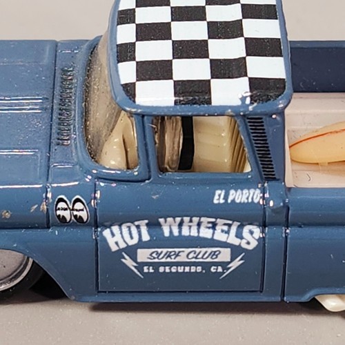 Hot Wheels Premium Real Riders Custom '62 Chevy Blue Pickup Surf Club a scacchi - Foto 13 di 16